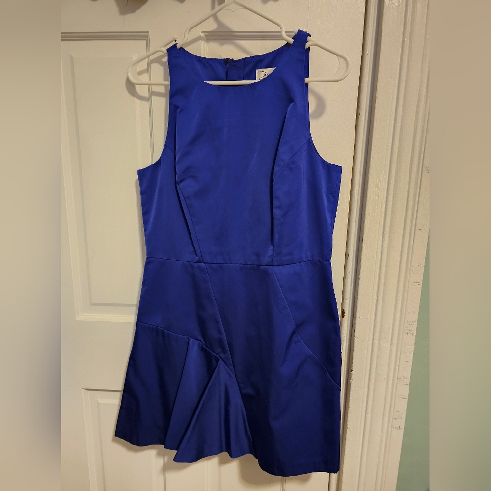 Elegant Blue Sleeveless Dress